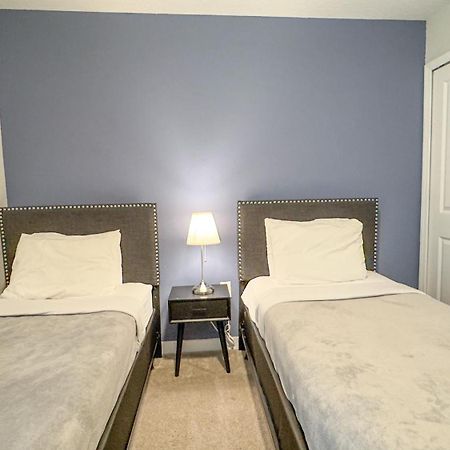 Beautiful Four Bedrooms Townhouse With Splash Pool At Le Reve Resort Kissimmee Kültér fotó