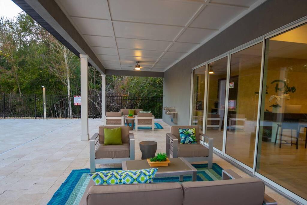 Beautiful Four Bedrooms Townhouse With Splash Pool At Le Reve Resort Kissimmee Kültér fotó