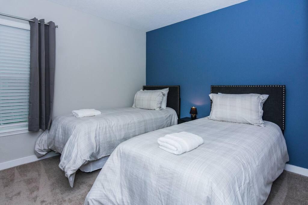 Beautiful Four Bedrooms Townhouse With Splash Pool At Le Reve Resort Kissimmee Kültér fotó